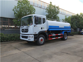 灑水車(chē)的構造及分類(lèi)